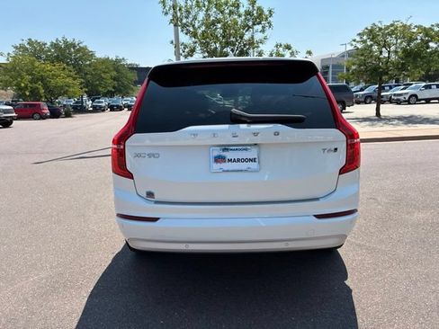 Used 2022 Volvo XC90 T6 Momentum w/ Advanced Package AWD/4WD image 5