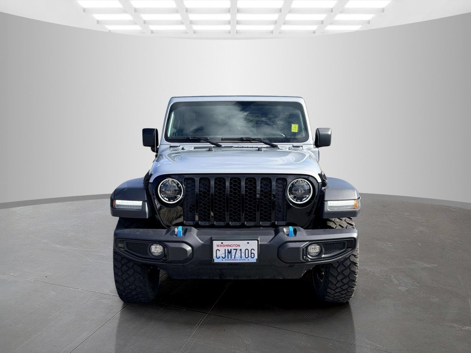 Used 2023 Jeep Wrangler Unlimited w/ Cold Weather Group AWD/4WD image 2