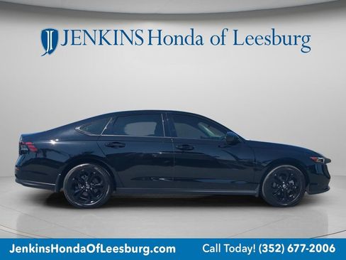 Certified 2025 Honda Accord SE image 2
