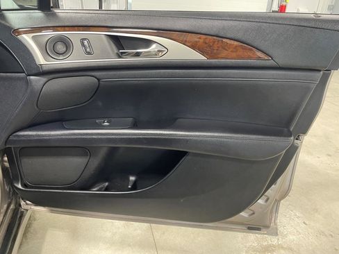 Used 2018 Lincoln MKZ Reserve w/ Technology Package AWD/4WD image 25