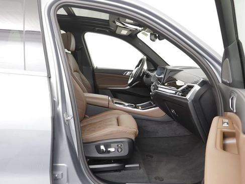 Used 2026 BMW X5 xDrive40i AWD/4WD image 18