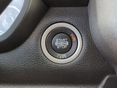 Used 2022 RAM 2500 Tradesman w/ Chrome Appearance Group image 20