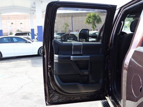 Used 2018 Ford F150 XLT w/ Equipment Group 302A Luxury AWD/4WD image 12