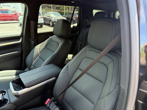 New 2026 GMC Terrain Elevation w/ Elevation Premium Package image 14