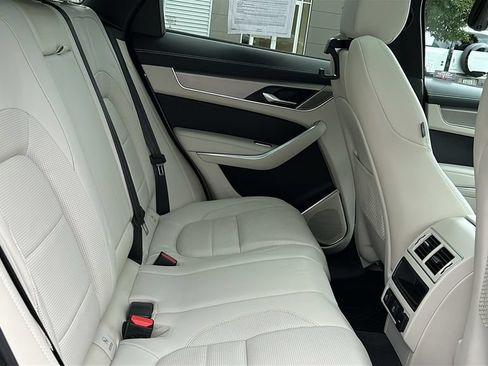Used 2026 Jaguar F-PACE R-Dynamic S AWD/4WD image 30