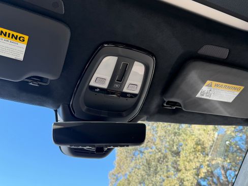 New 2026 Volvo XC90 T8 Ultra w/ Lounge Package image 17