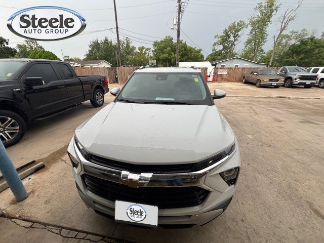 Used 2024 Chevrolet TrailBlazer LT FWD image 43