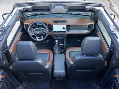 Used 2024 Ford Bronco Outer Banks AWD/4WD image 64