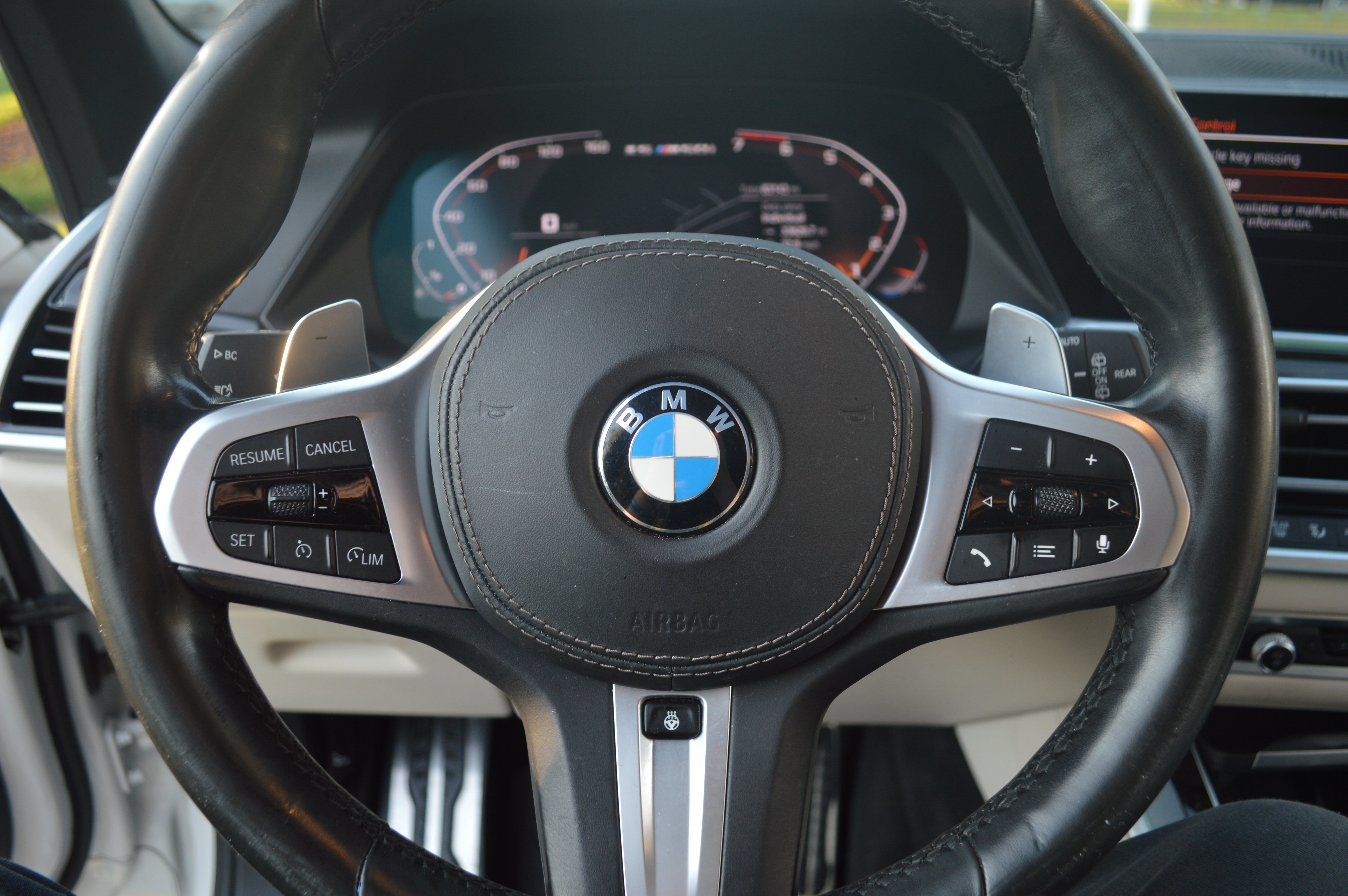 Used 2020 BMW X5 M50i w/ Premium Package AWD/4WD image 11
