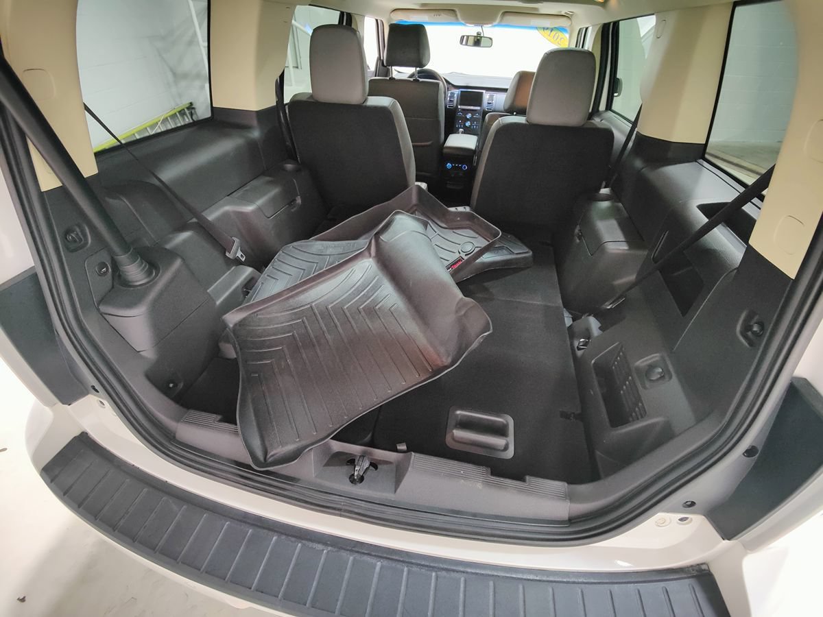 Used 2019 Ford Flex SEL w/ Equipment Group 202A AWD/4WD image 8