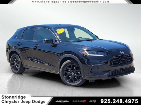 Used 2023 Honda HR-V Sport image 1