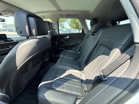 Used 2019 Audi Q5 2.0T Premium Plus w/ Premium Plus Package AWD/4WD image 9