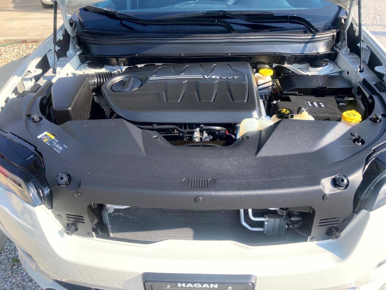 Used 2019 Jeep Cherokee High Altitude AWD/4WD image 22