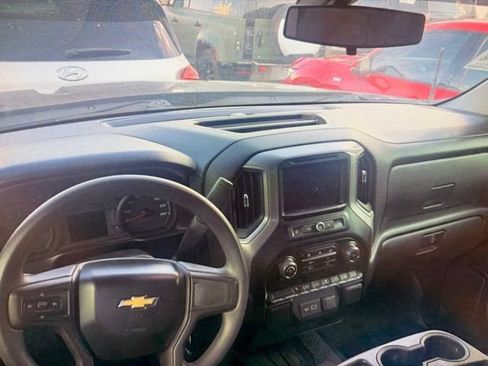 Used 2021 Chevrolet Silverado 1500 Custom RWD image 6