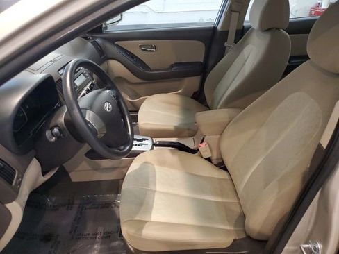 Used 2010 Hyundai Elantra GLS image 10