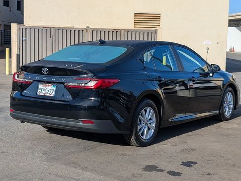 Used 2026 Toyota Camry LE FWD image 13