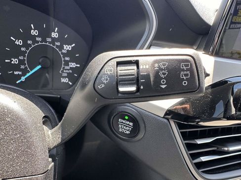 Used 2022 Ford Escape SE w/ SE Sport Appearance Package AWD/4WD image 20