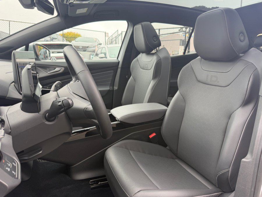 Used 2025 Volkswagen ID.4 Pro S RWD image 18