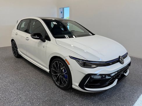 New 2026 Volkswagen Golf AWD/4WD image 9