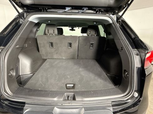 Used 2019 Chevrolet Blazer LT FWD image 31