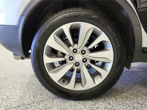 Used 2020 Buick Encore Preferred image 13