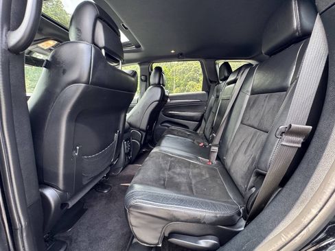 Used 2017 Jeep Grand Cherokee Altitude RWD image 20