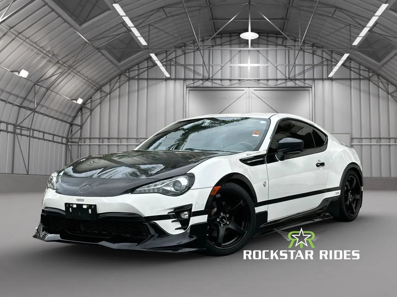 Used 2017 Toyota 86 RWD image 5