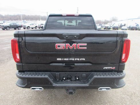 New 2026 GMC Sierra 1500 AT4 w/ AT4 Premium Package image 6