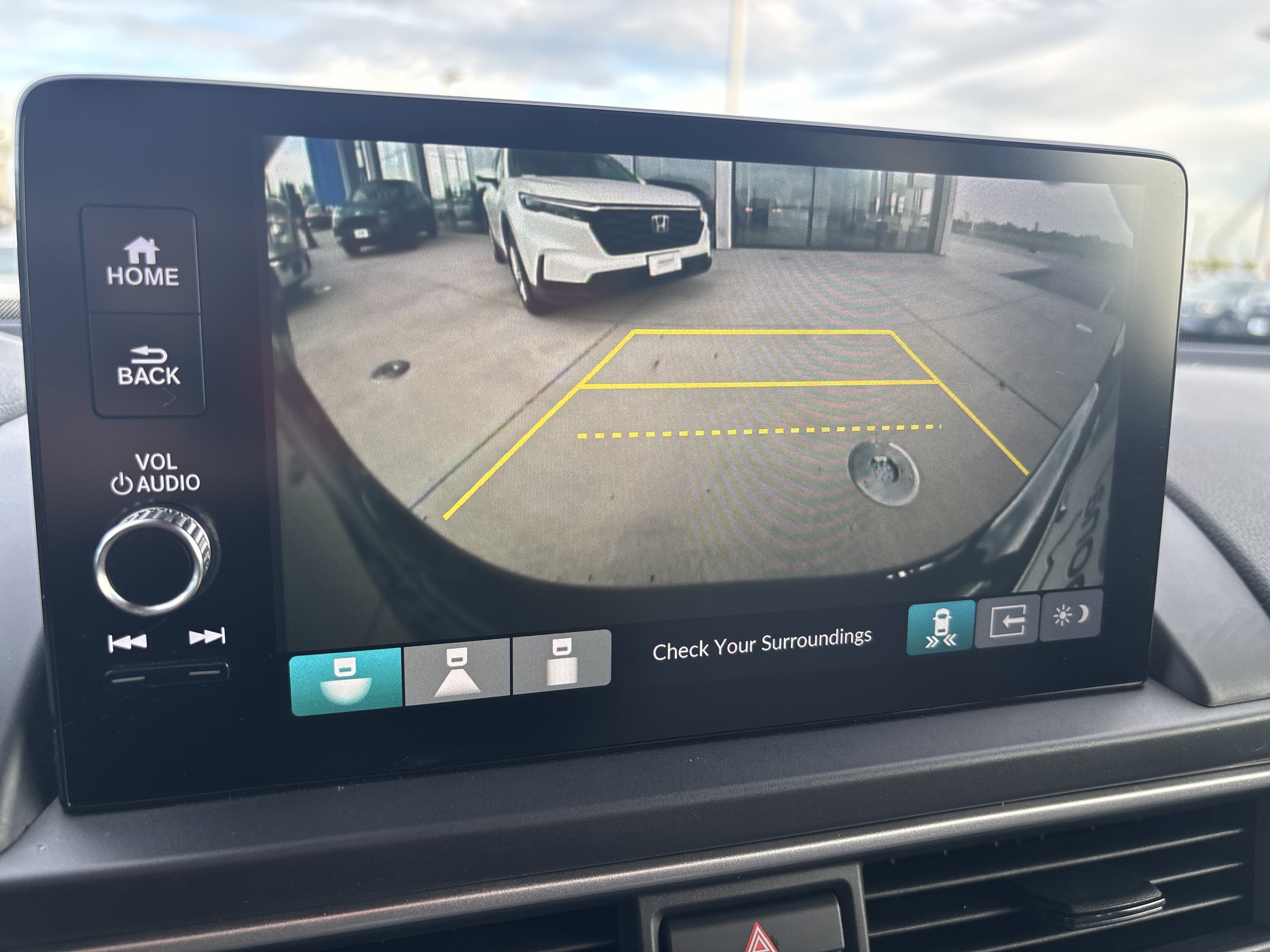 Used 2025 Honda Pilot EX-L image 14