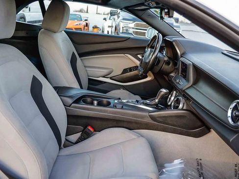 Used 2023 Chevrolet Camaro LT image 20