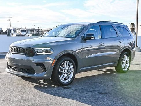 Used 2025 Dodge Durango GT image 3