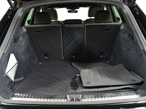 Certified 2025 Audi Q5 Premium w/ Convenience Package image 21