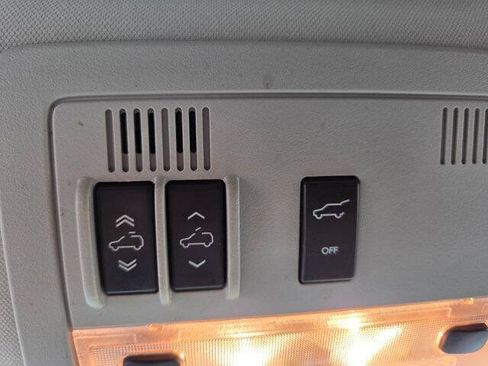 Used 2013 Cadillac Escalade Premium AWD/4WD image 37