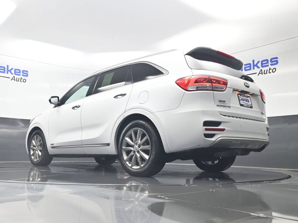 Used 2016 Kia Sorento SX w/ SXL Technology Package AWD/4WD image 44