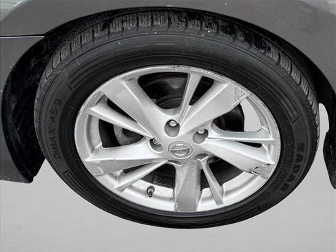 Used 2015 Nissan Altima 2.5 SV image 8