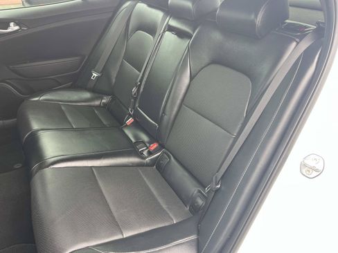 Used 2021 Kia Stinger GT-Line RWD image 21