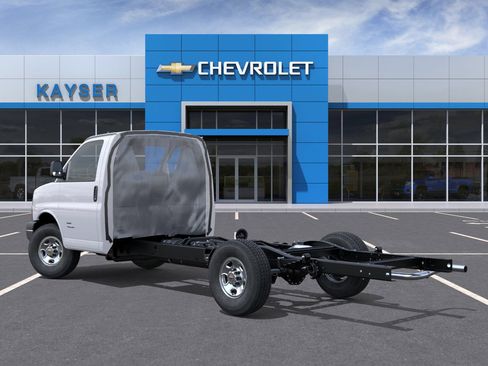 New 2025 Chevrolet Express 3500 w/ Power Convenience Package RWD image 47