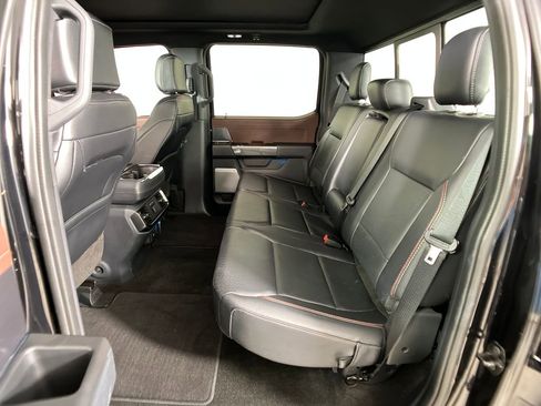 Certified 2022 Ford F150 Lariat w/ Equipment Group 502A High image 32