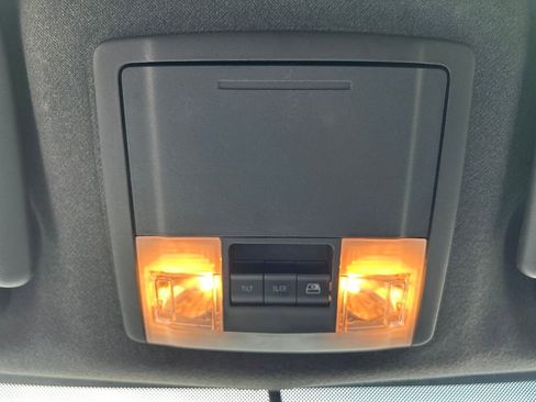 Used 2016 Ford F250 Lariat w/ Lariat Ultimate Package image 18