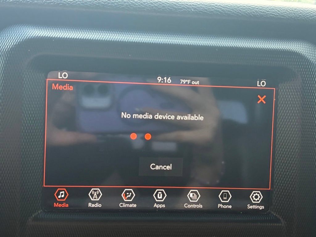 Used 2021 Jeep Gladiator Rubicon w/ Safety Group AWD/4WD image 27