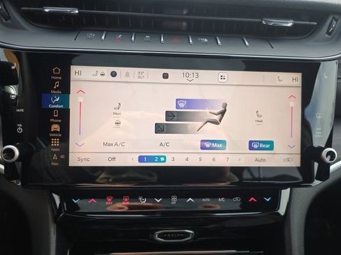 New 2026 Jeep Grand Cherokee Laredo image 19