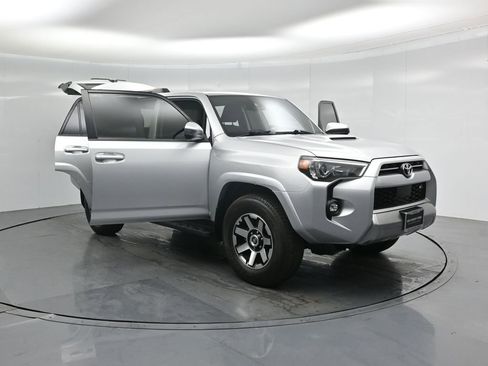 Used 2021 Toyota 4Runner TRD Off-Road image 33