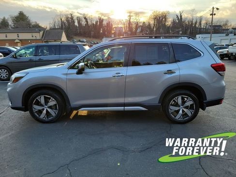 Used 2019 Subaru Forester Touring image 4