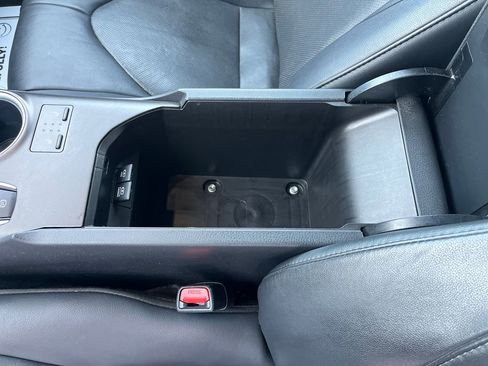 Certified 2024 Toyota Camry XLE image 28