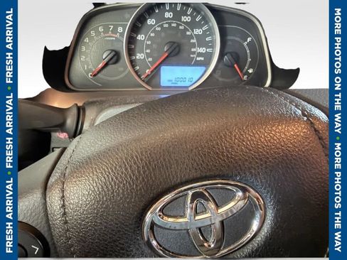 Used 2014 Toyota RAV4 LE AWD/4WD image 1