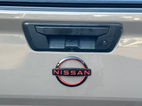 Used 2023 Nissan Frontier PRO-4X w/ Pro-4X Premium Package AWD/4WD image 13