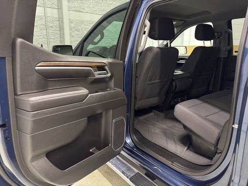 Used 2022 Chevrolet Silverado 1500 LT image 32