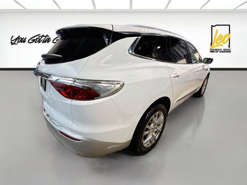Used 2023 Buick Enclave Essence w/ Experience Buick Package FWD image 5