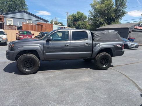 Used 2010 Toyota Tacoma 4x4 Double Cab image 11