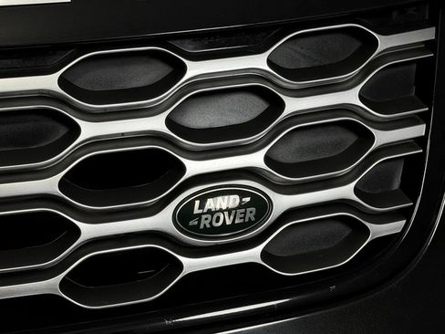 Used 2025 Land Rover Discovery S AWD/4WD image 13